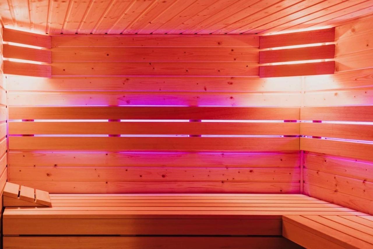 Domek W Gorach - Prywatne Jacuzzi, Sauna, Grota Solna - Panorama Chelm Ski&Spa Myslenice Bagian luar foto