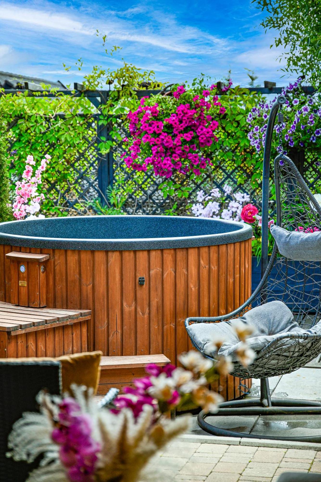 Domek W Gorach - Prywatne Jacuzzi, Sauna, Grota Solna - Panorama Chelm Ski&Spa Myslenice Bagian luar foto
